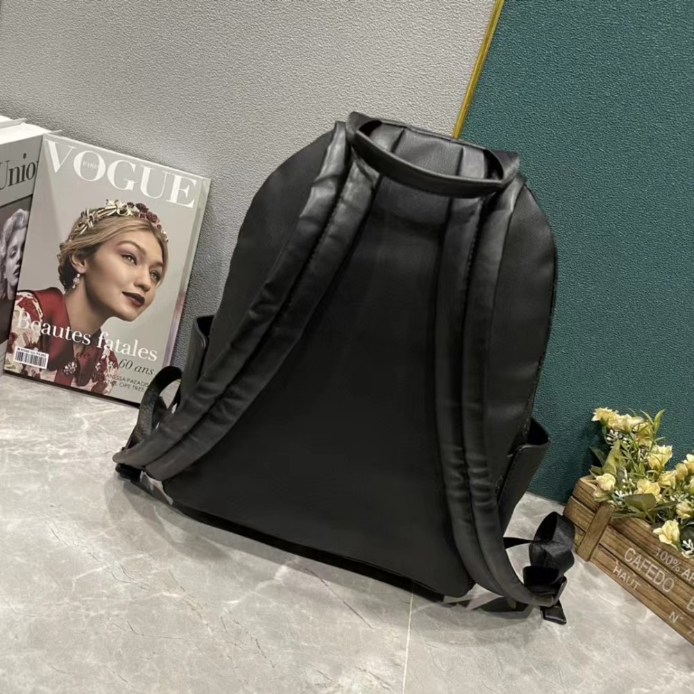 New brand backpack for men, fashionable and casual backpack, large capacity backpack, men’s business travel bag-without packaging box