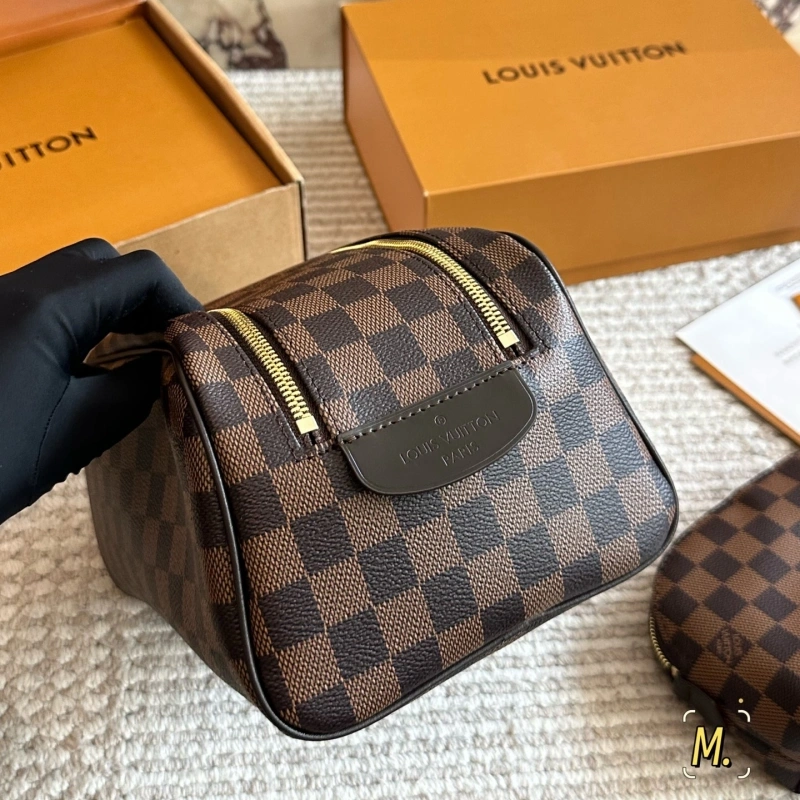 L home fashion cosmetic bag – with box