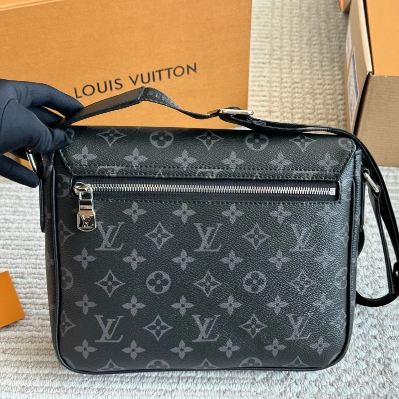 Classic flap messenger bag-box