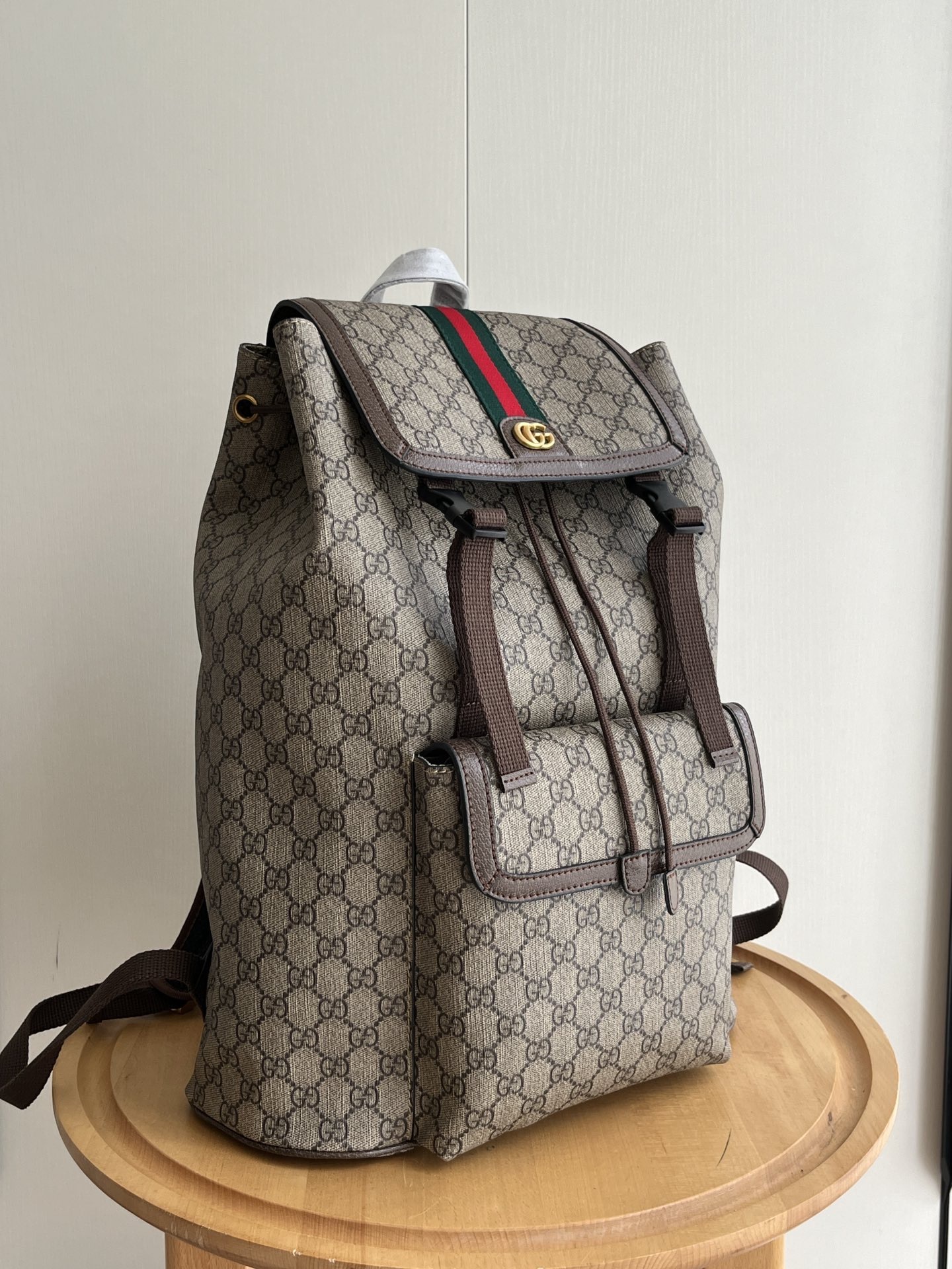 Popular bucket bag shoulder bag handbag light luxury backpack simple shoulder bag men’s and women’s single commuter-without packaging box