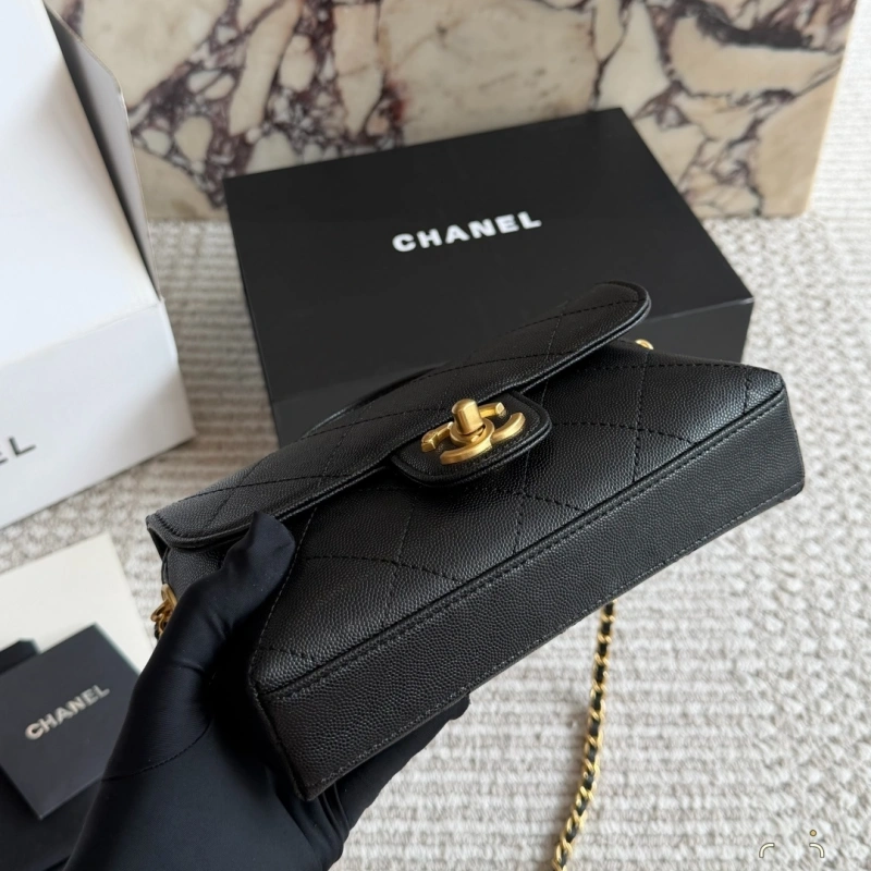 Pique Texture Flap Bag with Gold-box
