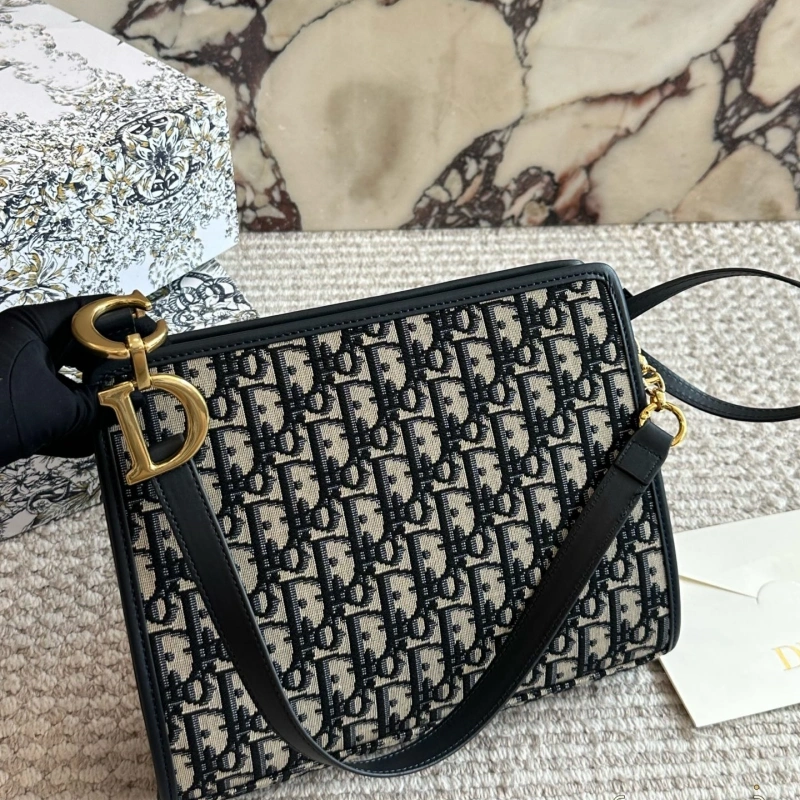 D’s old flower envelope bag-box