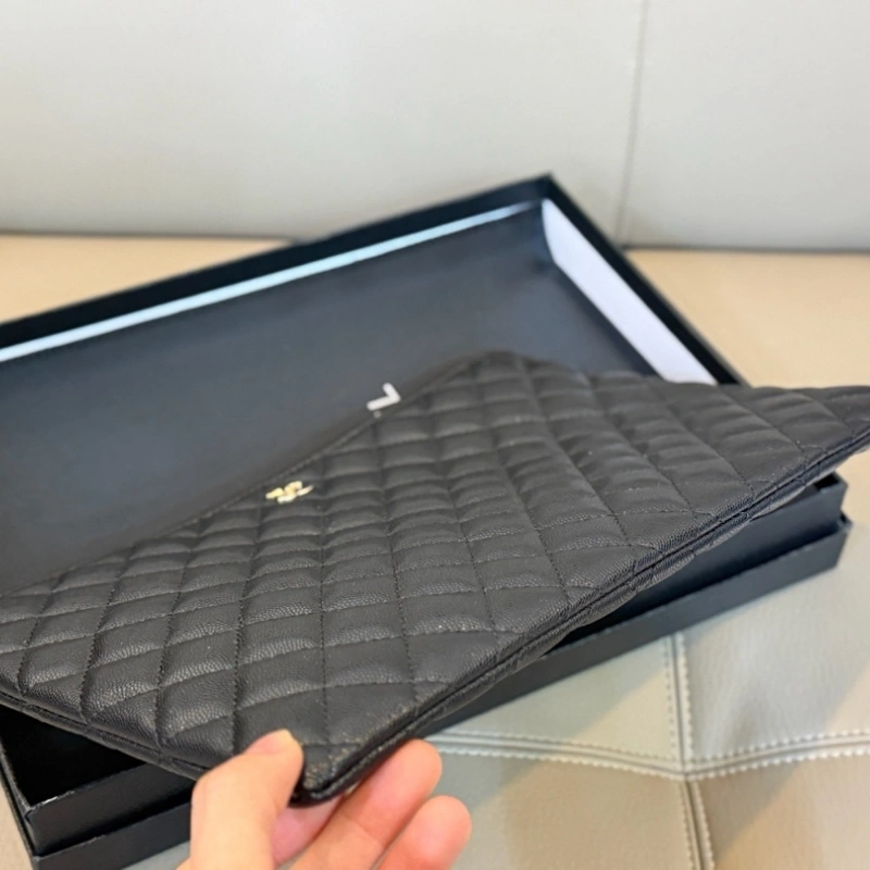 Clutch handbag-box