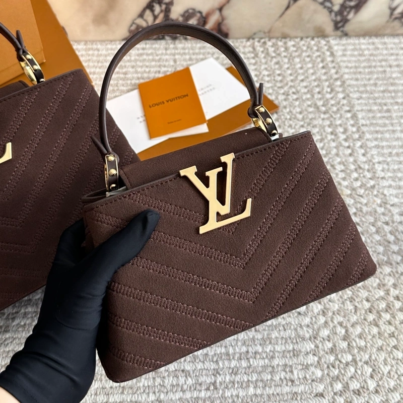L family Capucines lady bag-box