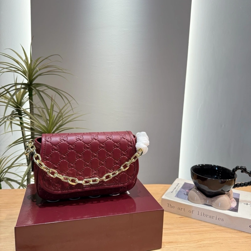 Classic GG embossing-box