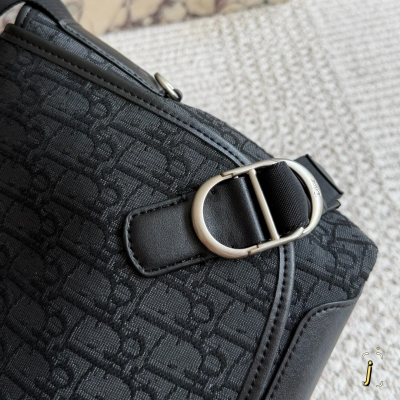 Stylish monogram messenger bag-box