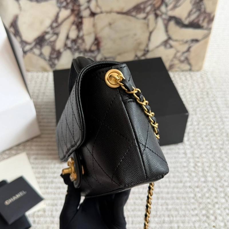 Pique Texture Flap Bag with Gold-box
