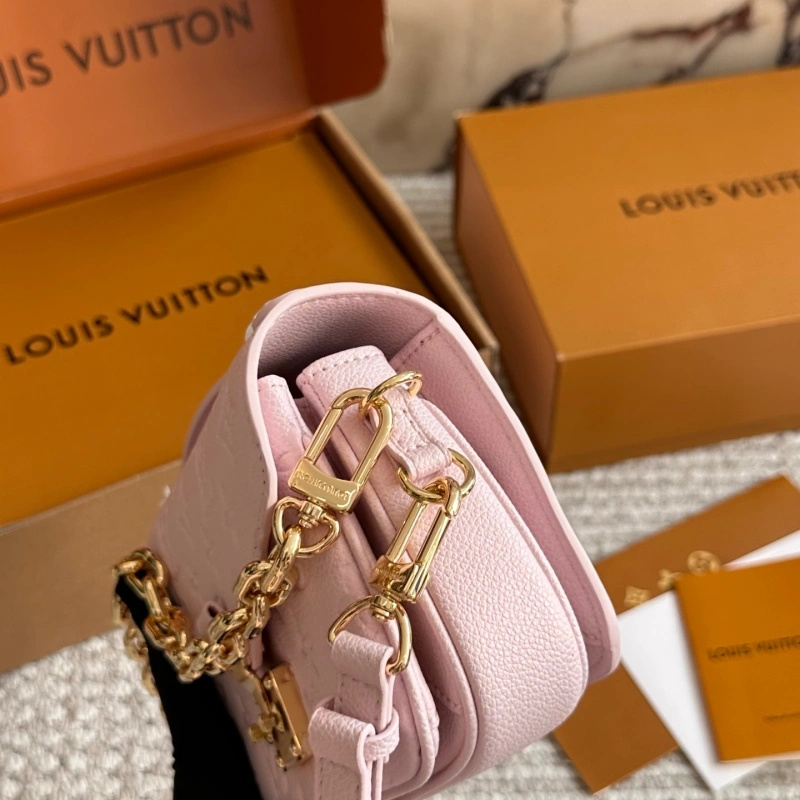 L home new little postman metis-box