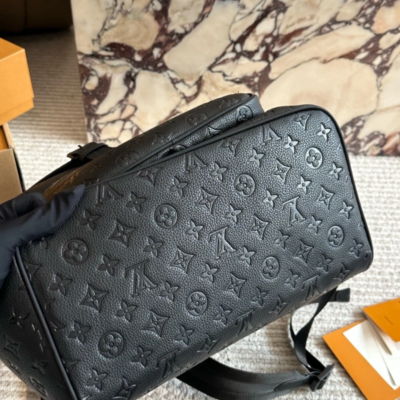 L backpack-box