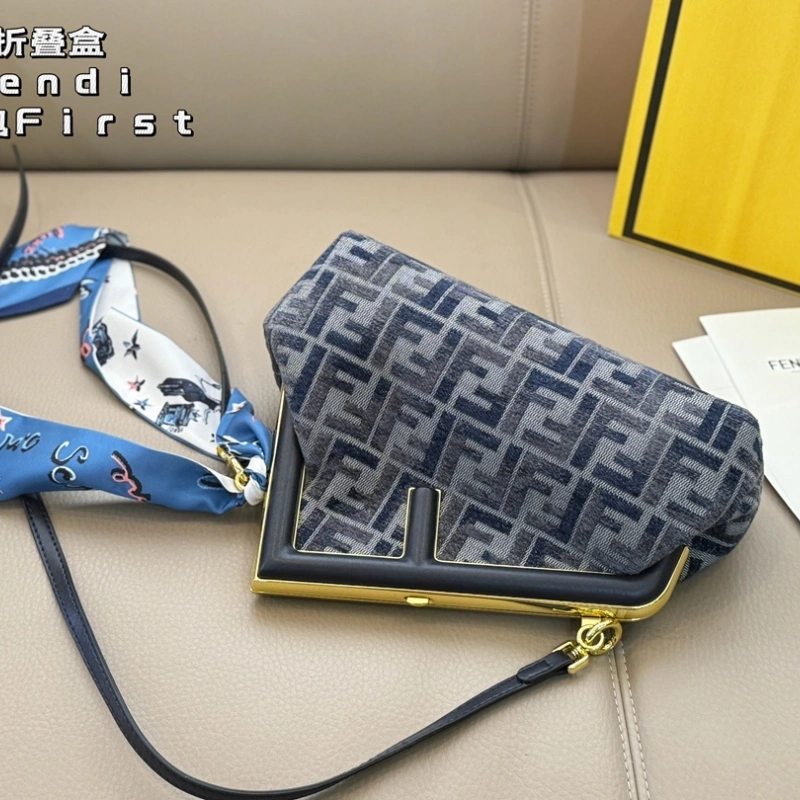 Clip Wrap First -box