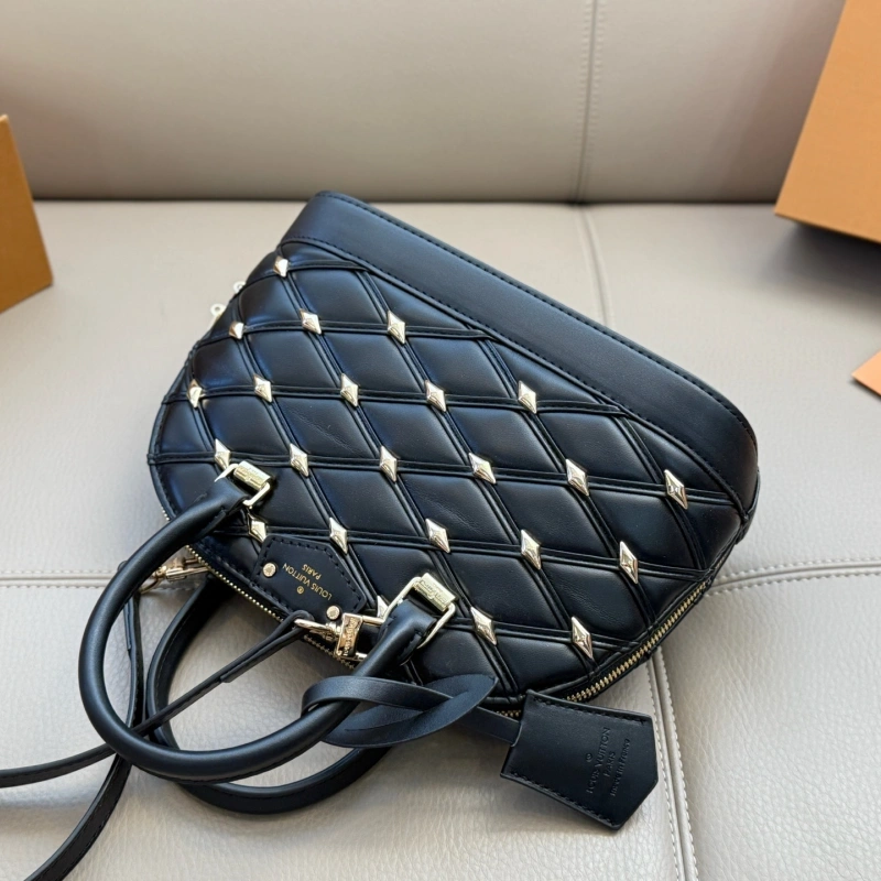 New shell bag-box