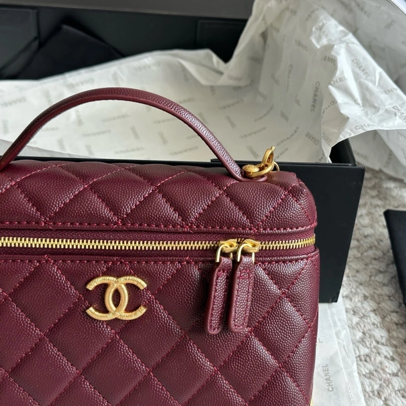 Scored the viral LP Box Bag! Feeling super lucky~box