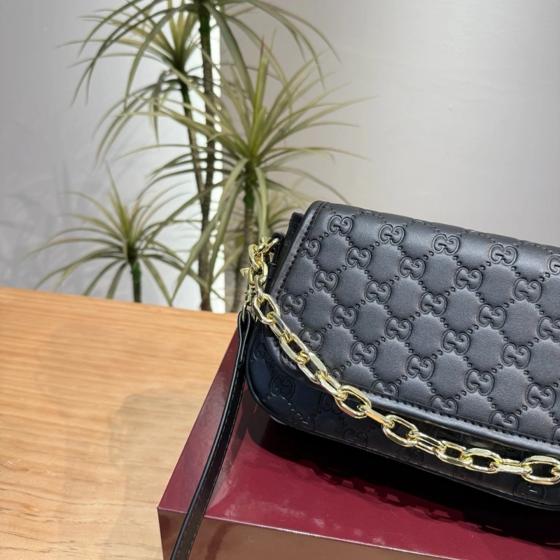 Classic GG embossing-box