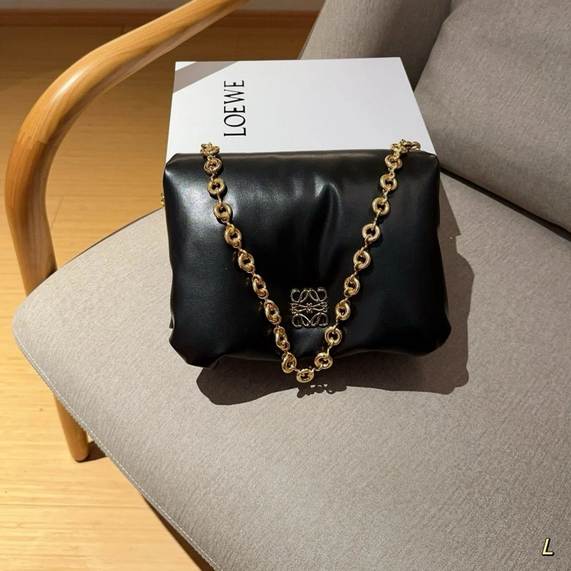 Cloud chain bag-box