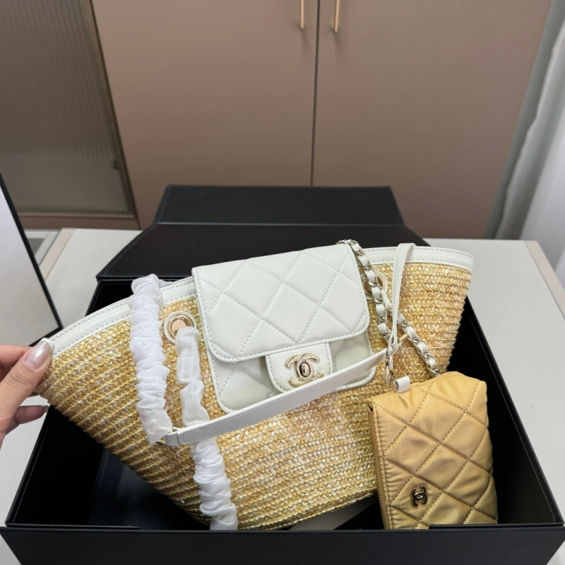 Chain-strap Woven Shopper-box