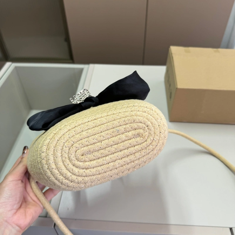 shaped straw tote bag-nobox