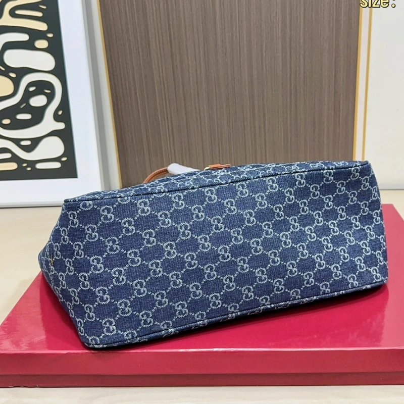 Series Tote Bag with Gift Box