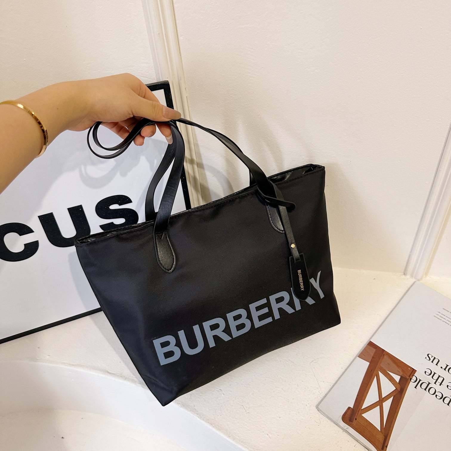 BURBERRY handbag-without packaging box