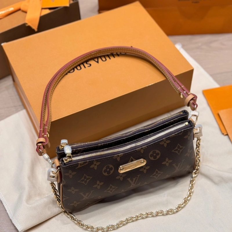 Multi-color shoulder bag-box