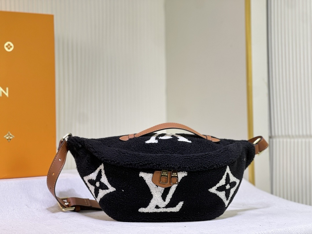 LV fashion new backpack casual waist bag cross-body bag outdoor sports backpack-without packaging box