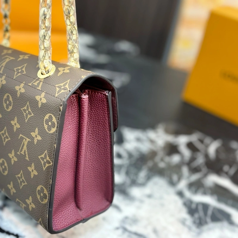 Chain-strap bag-no gift box