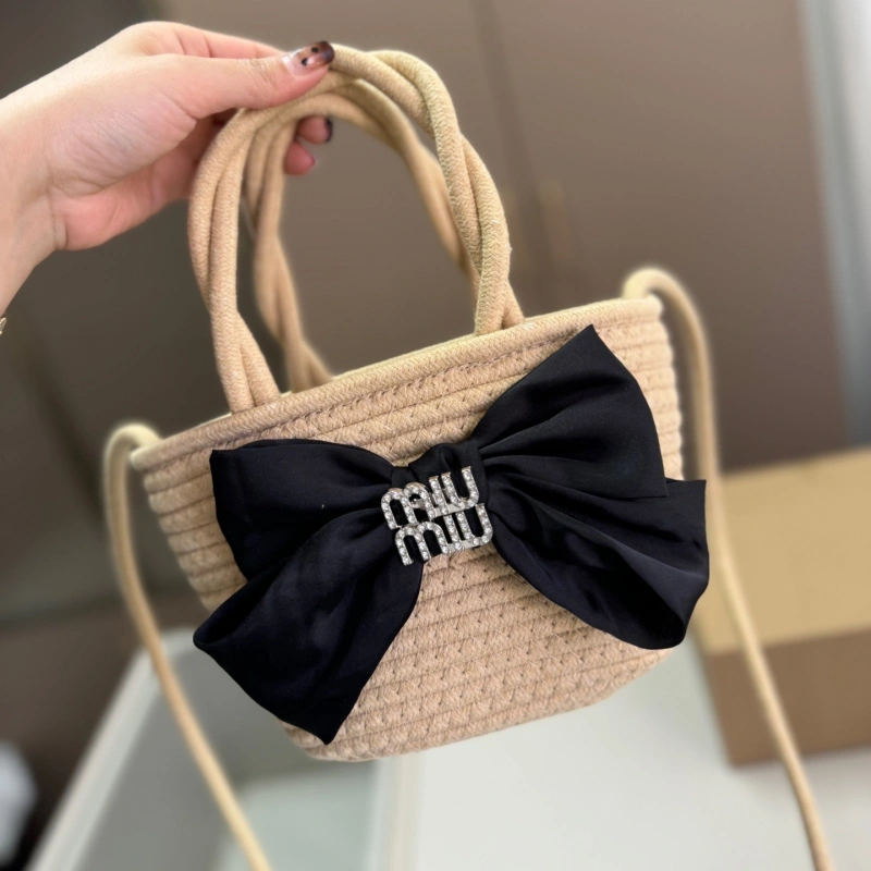 shaped straw tote bag-nobox