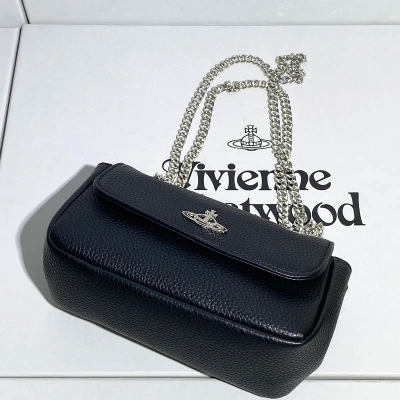 Chain Crossbody Bag-box