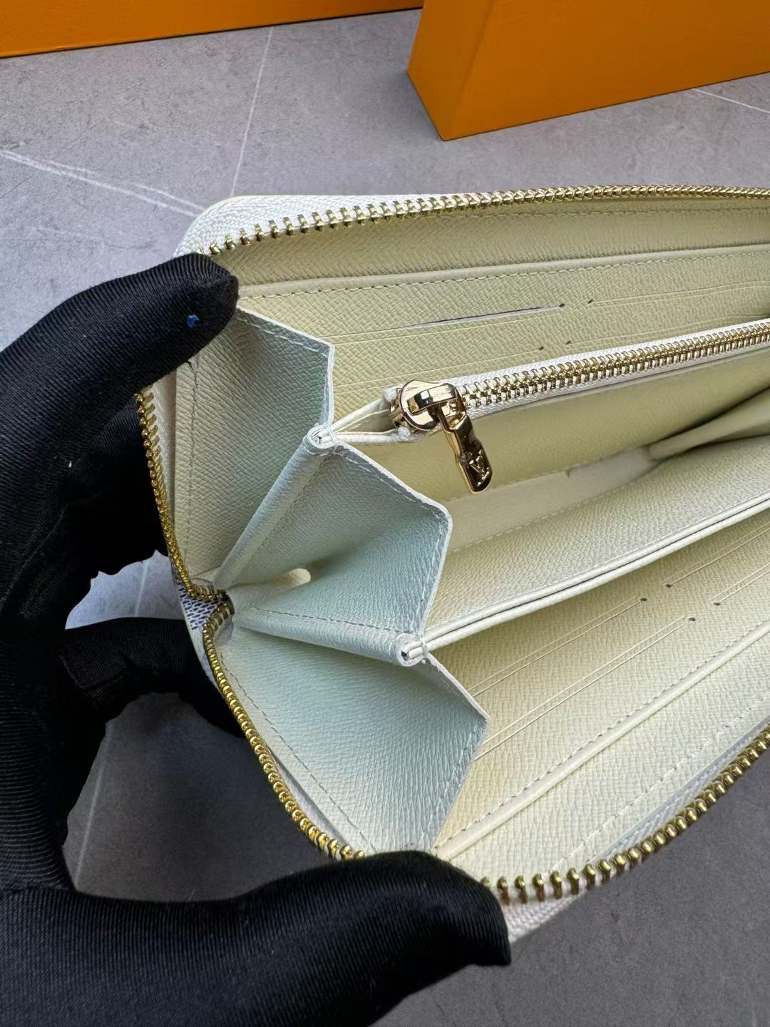 New Women’s Bag, Old Flower Zipper Wallet, Genuine Leather, Men’s and Women’s Long Handbag-comes with gift box