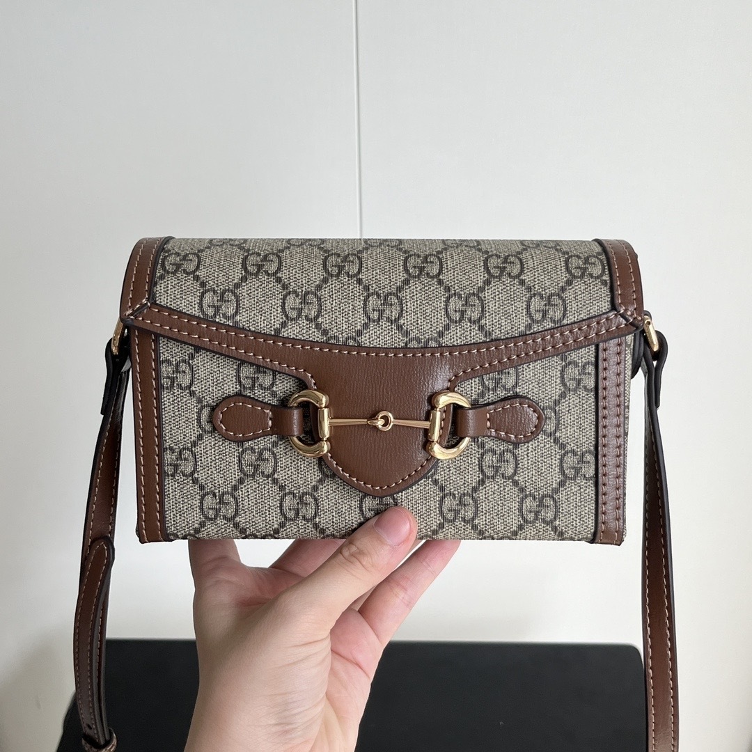 Women’s bag, retro horse collar buckle, mailman bag, saddle bag, single shoulder diagonal cross bag-with box