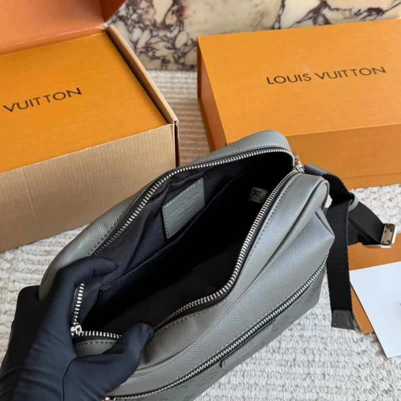 Men’s messenger bag, a must-have for commuting-box