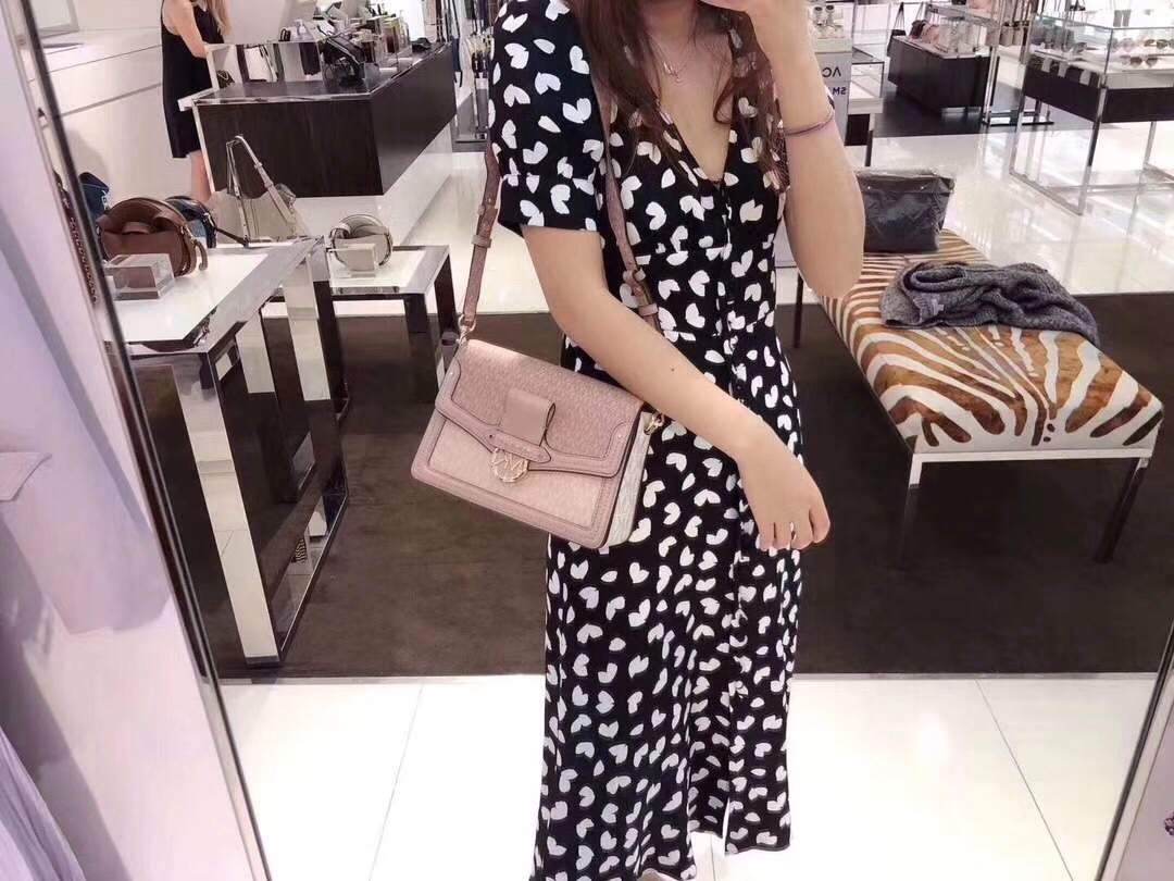 Advanced fashion trendy leather shoulder bag, fashionable commuting diagonal cross bag, women’s retro small square bag-comes with gift box