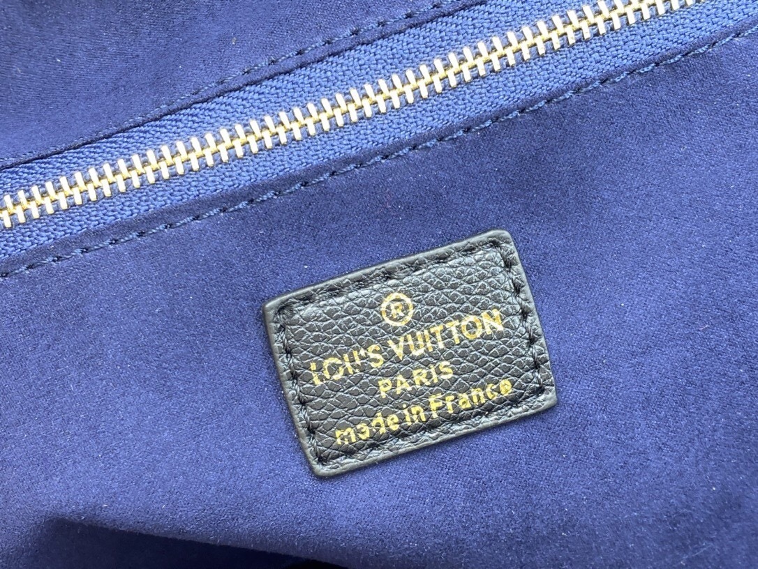 Lv-Top layer cowhide embossed fashion large-capacity bag women’s bag high-end versatile commuter bag one-shoulder underarm tote bag-without packaging box