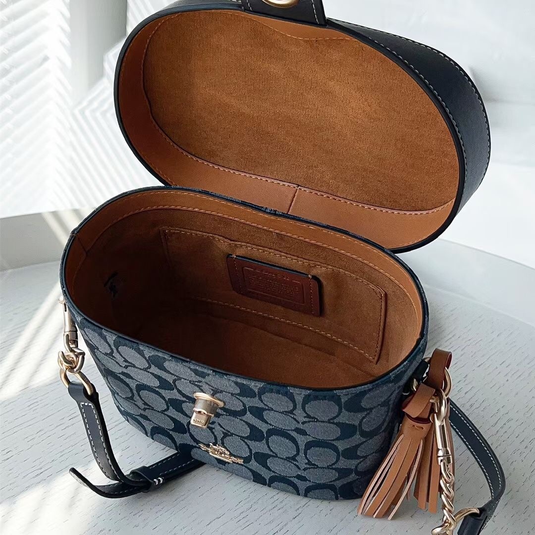 Women’s bag, Kay box bag, Georgie vintage makeup bag, carriage buckle, single shoulder crossbody handbag-without packaging box