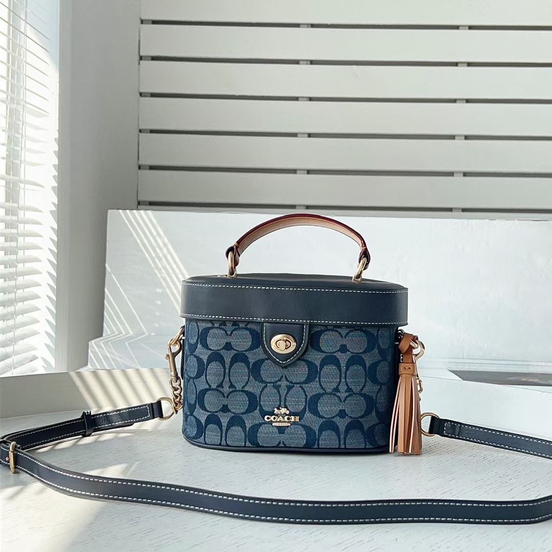 Women’s bag, Kay box bag, Georgie vintage makeup bag, carriage buckle, single shoulder crossbody handbag-without packaging box