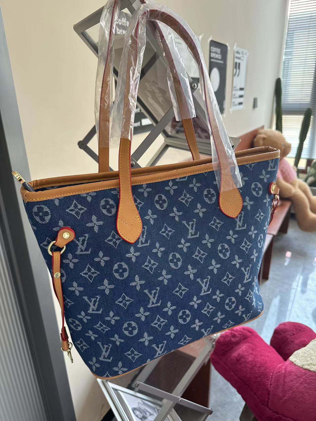 LV handbag-without packaging box