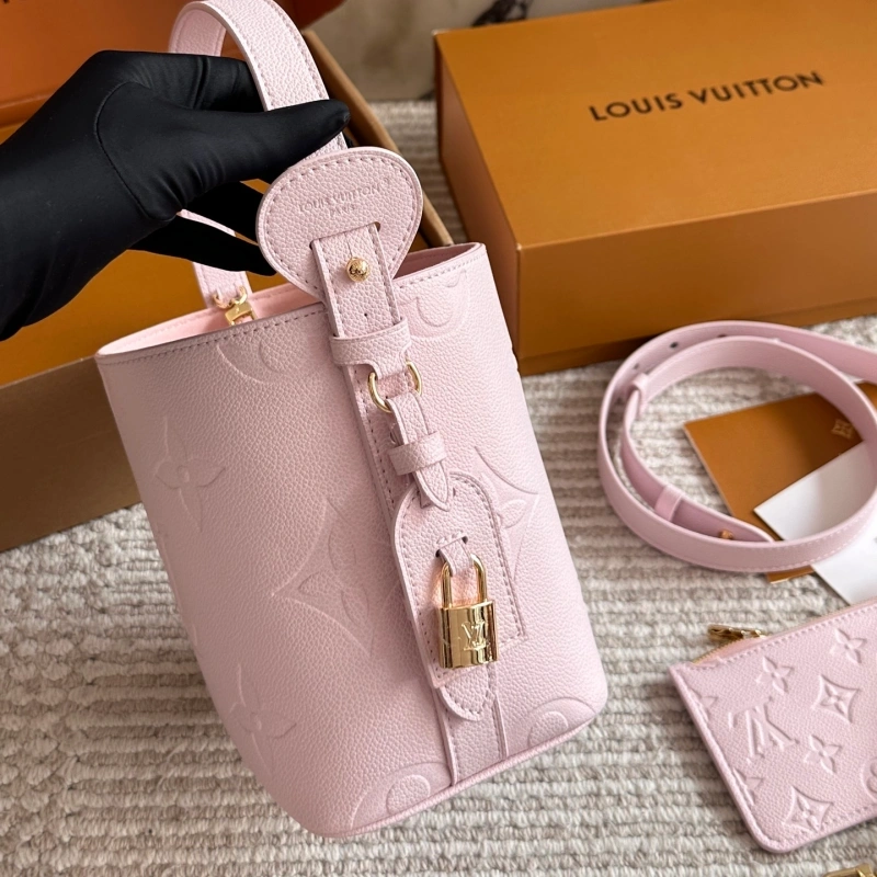 Practical and stylish-box