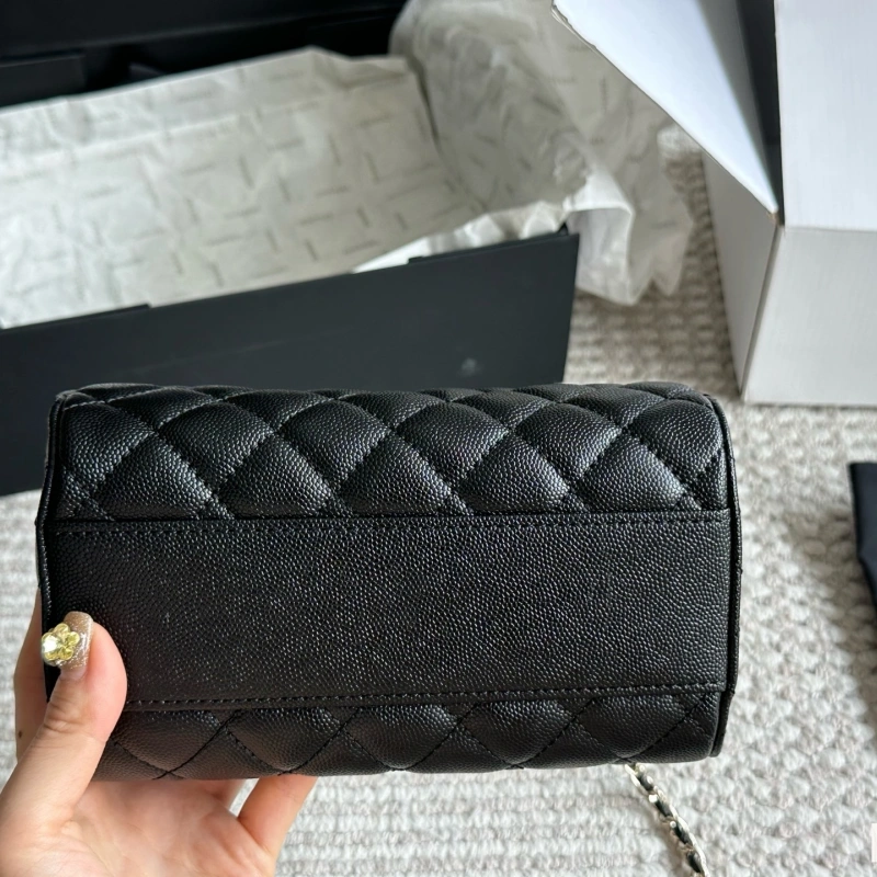 Black with white border Boston-box