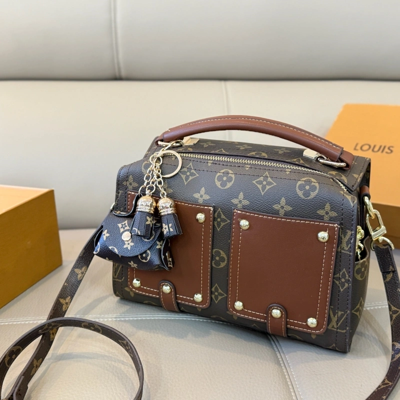 New 2-way shoulder and hand bag-no box
