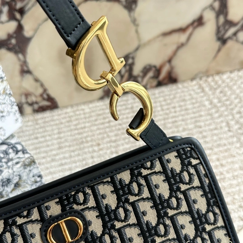 D’s old flower envelope bag-box