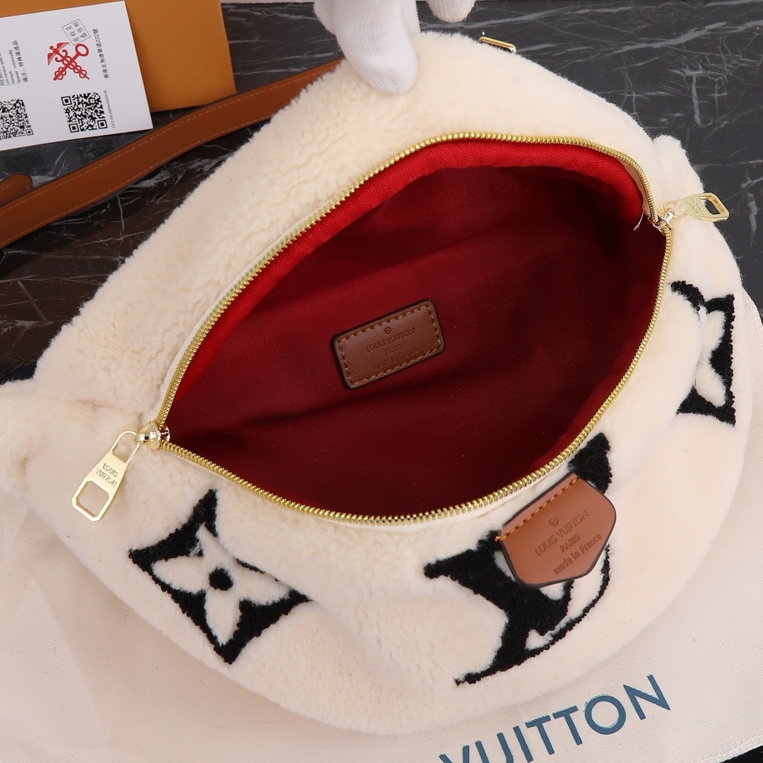 LV fashion new backpack casual waist bag cross-body bag outdoor sports backpack-without packaging box