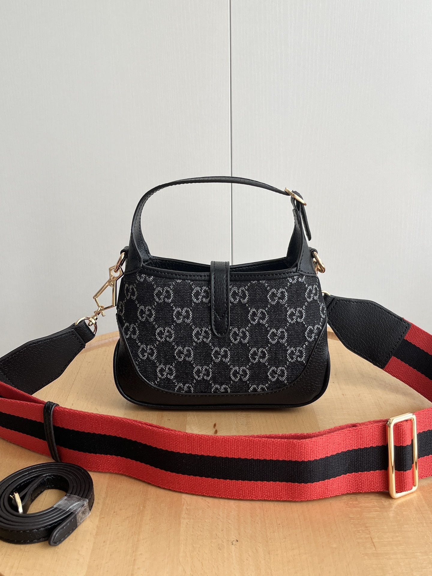 Summer small bag, women’s trendy fashion, saddle bag, women’s high-end sense, versatile, niche design, armpit bag-without packaging box