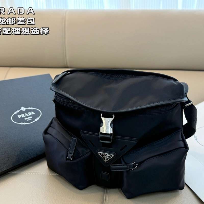 Durable & Scratch-Resistant Nylon Material-no box