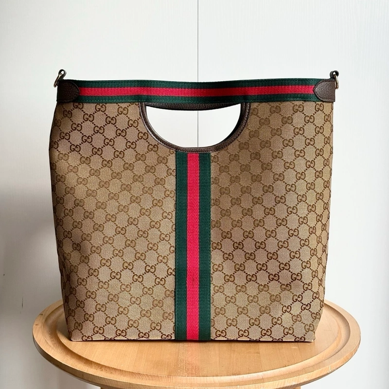 The new G family big tote-no box
