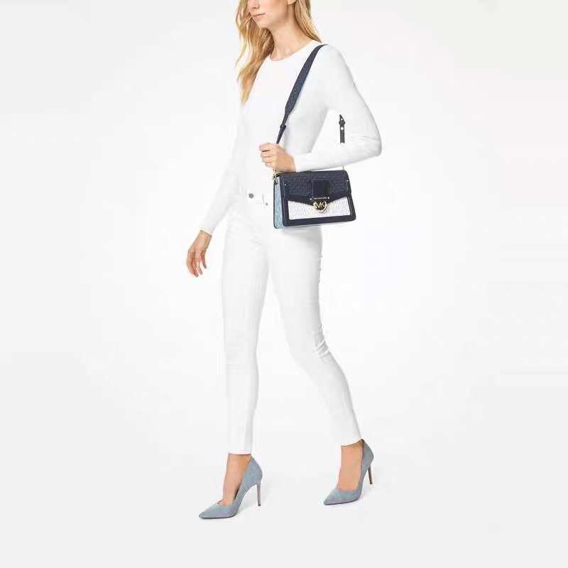 Advanced fashion trendy leather shoulder bag, fashionable commuting diagonal cross bag, women’s retro small square bag-comes with gift box