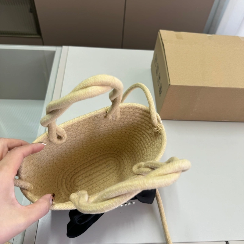 shaped straw tote bag-nobox
