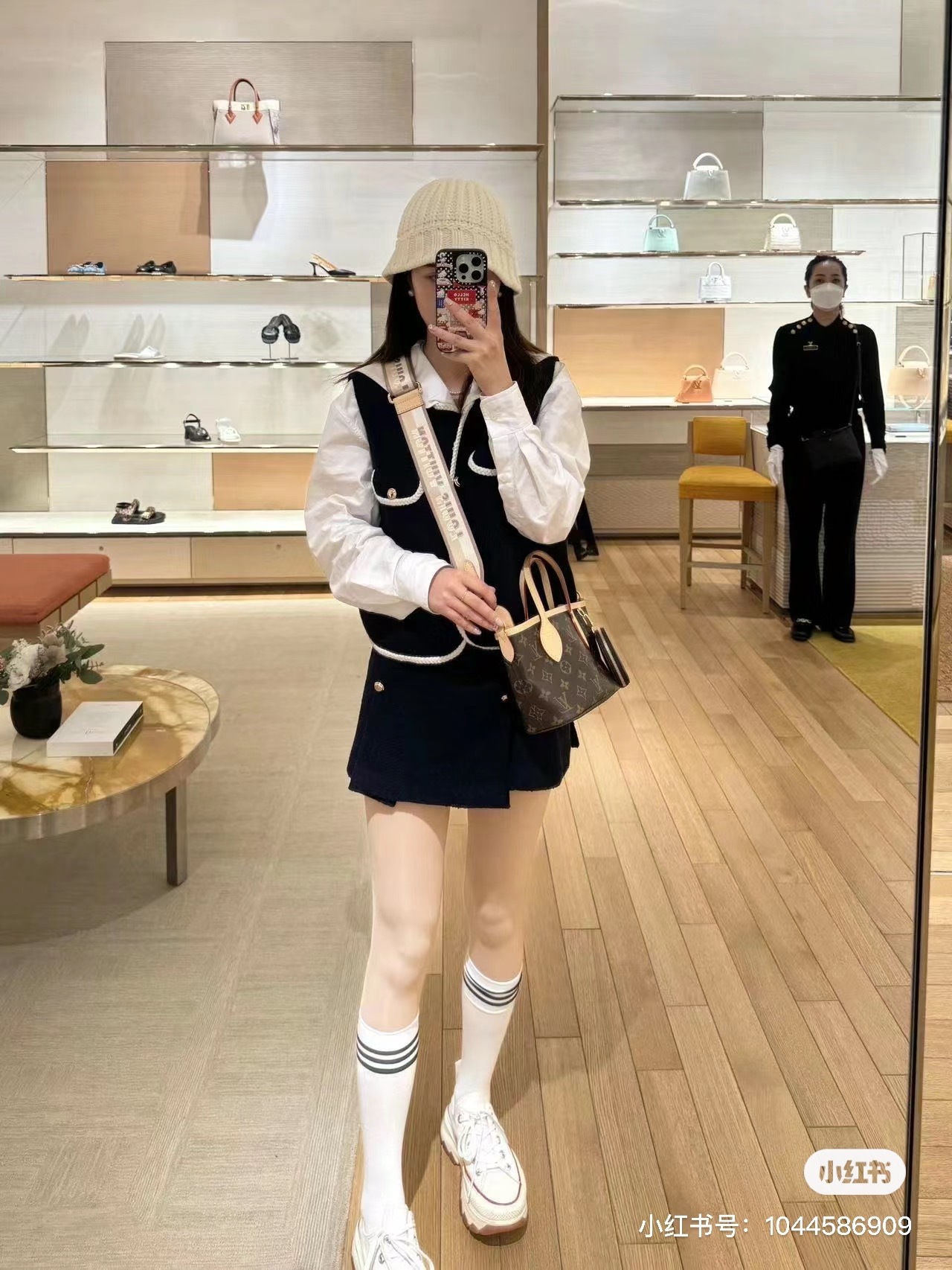 New classic old-fashioned wide-shoulder lv13 tote bag versatile retro mediaeval bag handbag one-shoulder cross-body bag-with packaging box