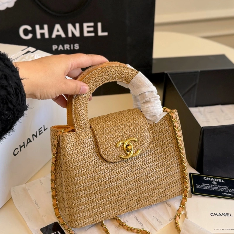Early Spring Resort Woven Kelly Bag-box”Please note there might be a slight color variation. Kindly check the detail images.”
