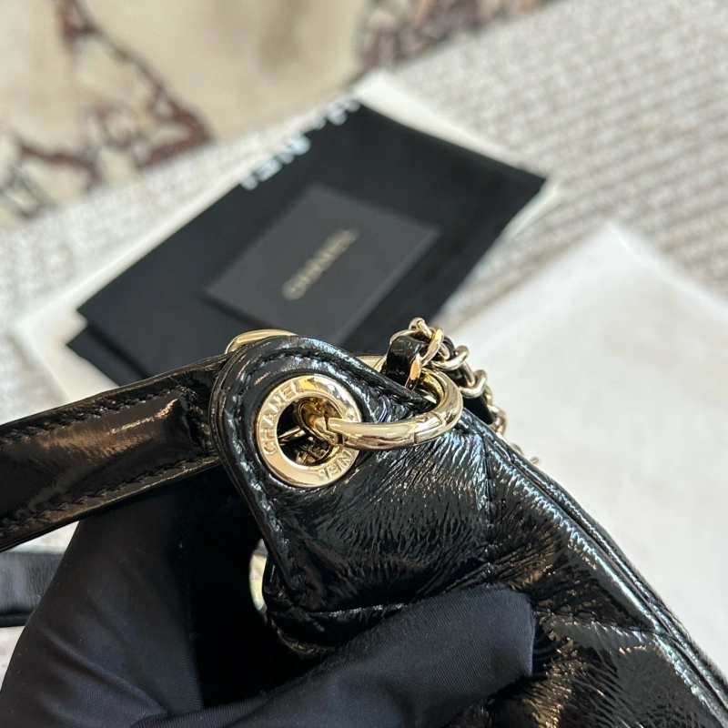 Semicircular crescent bag-box