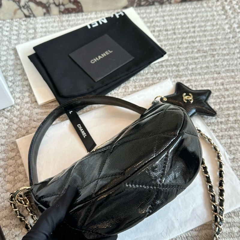 Semicircular crescent bag-box