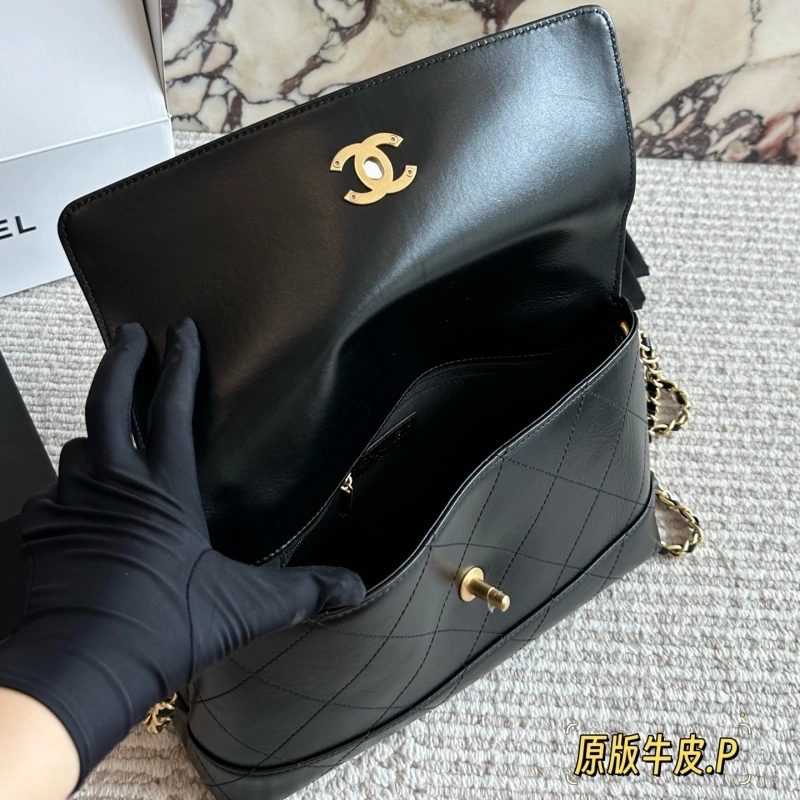 A large bag of calfskin-box